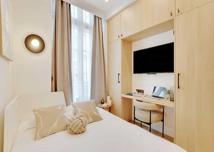 Semesterbostad Cozy And Modern - 2p - Palais Royal