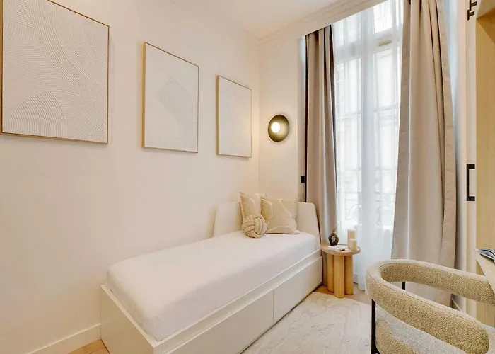 Semesterbostad Cozy And Modern - 2p - Palais Royal