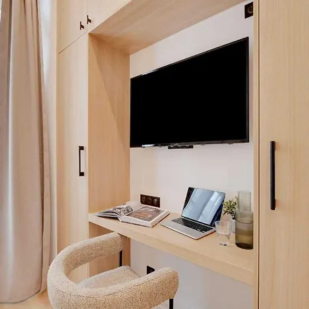 Cozy And Modern - 2p - Palais Royal